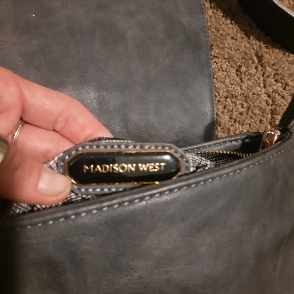 Crossbody bag - Picture 3 of 5